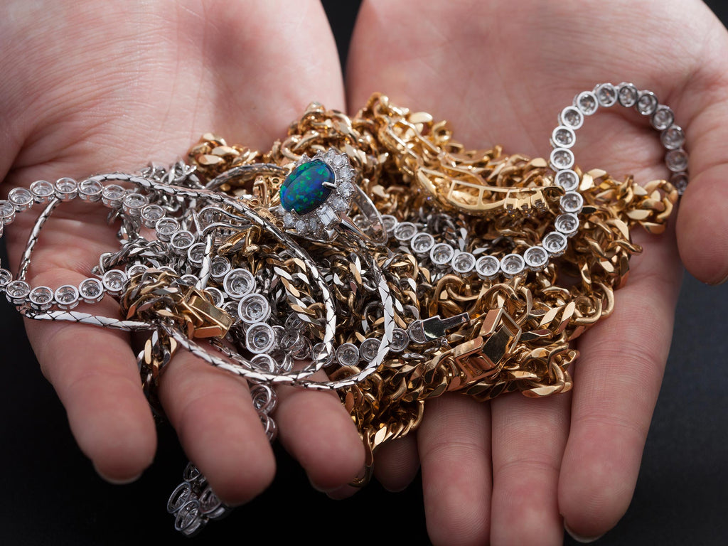 Seven different types of chains for men