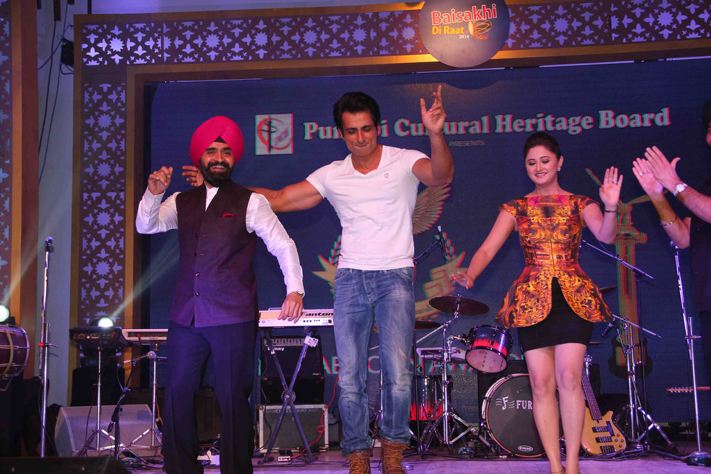 Star Studded Baisakhi Di Raat