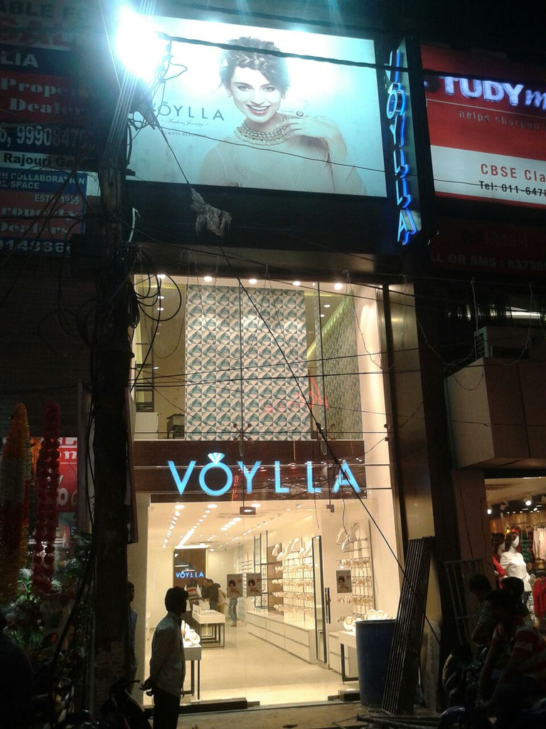Jewellery e-tailer Voylla in talks with Reliance Retail, Aditya Birla for offline presence