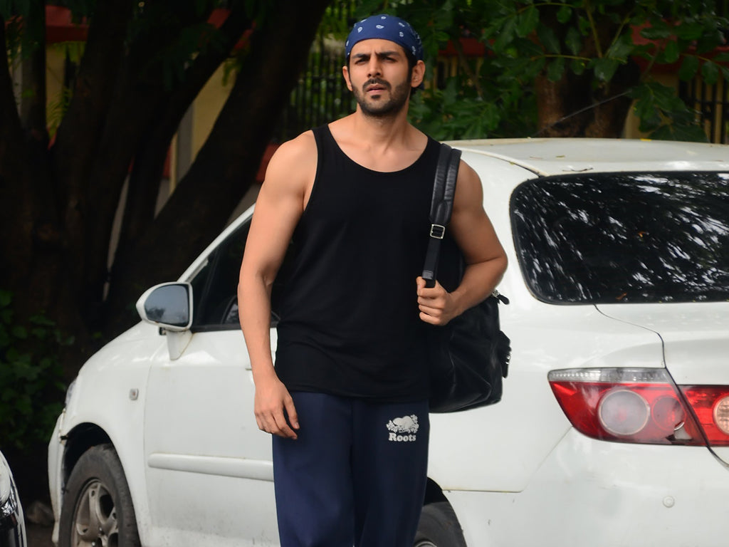 6 Bollywood Actors Who Can Train You at the Gym!