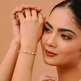 Sparkling Essentials Frost Vine Tulip Bracelet