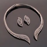 Sparkling Elegance Noor-E-Lamhe Diamond Hasli Necklace Set