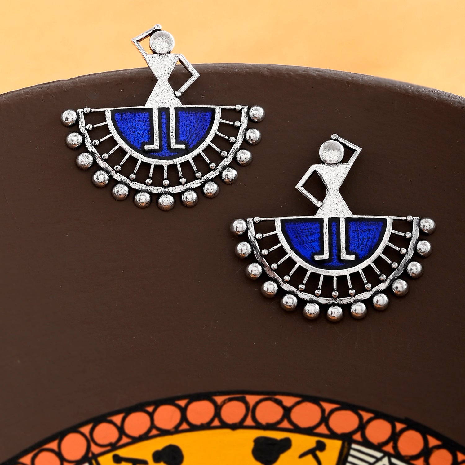 9 Navratri Colours, 9 Jewellery Looks