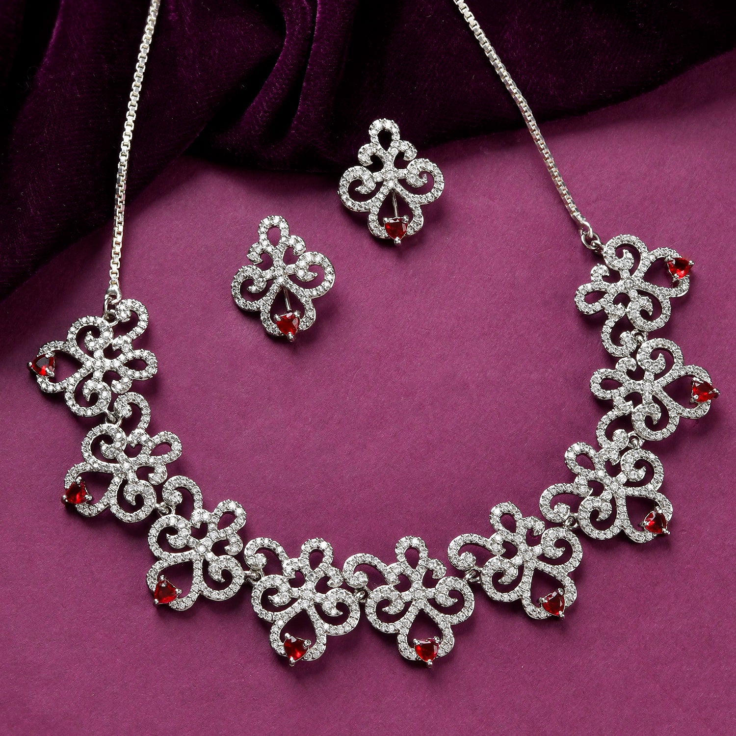 Royal Romance Anna Collar Necklace Set – VOYLLA