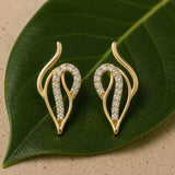 Leafy Affair Elora Curve Stud Earrings