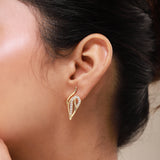 Leafy Affair Elora Curve Stud Earrings