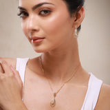 Leafy Affair Virelle Flow Pendant Set