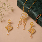 Halo Drift Short Necklace Set - Noor