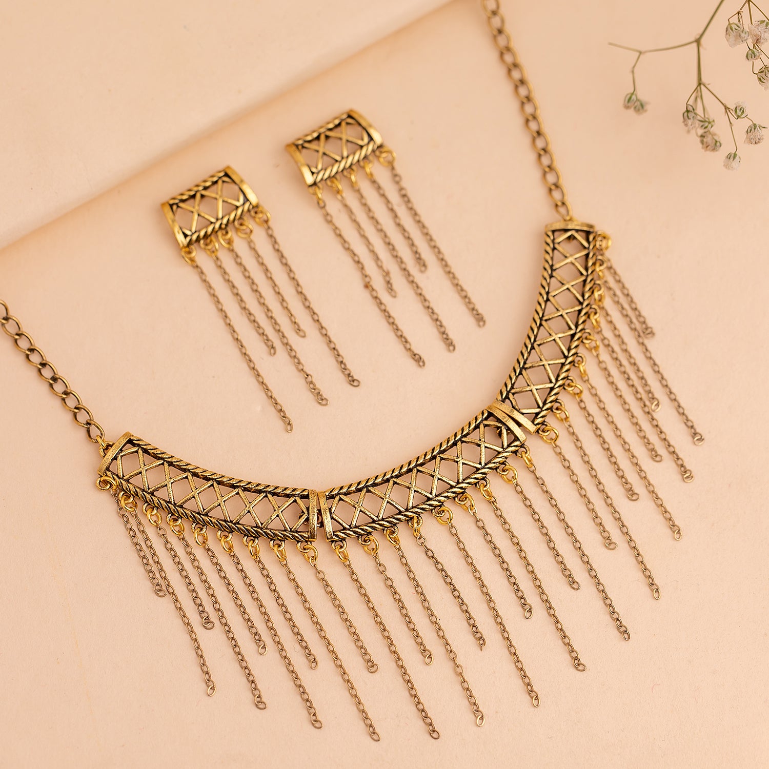 Fringes Intercrossed Collar Necklace Set