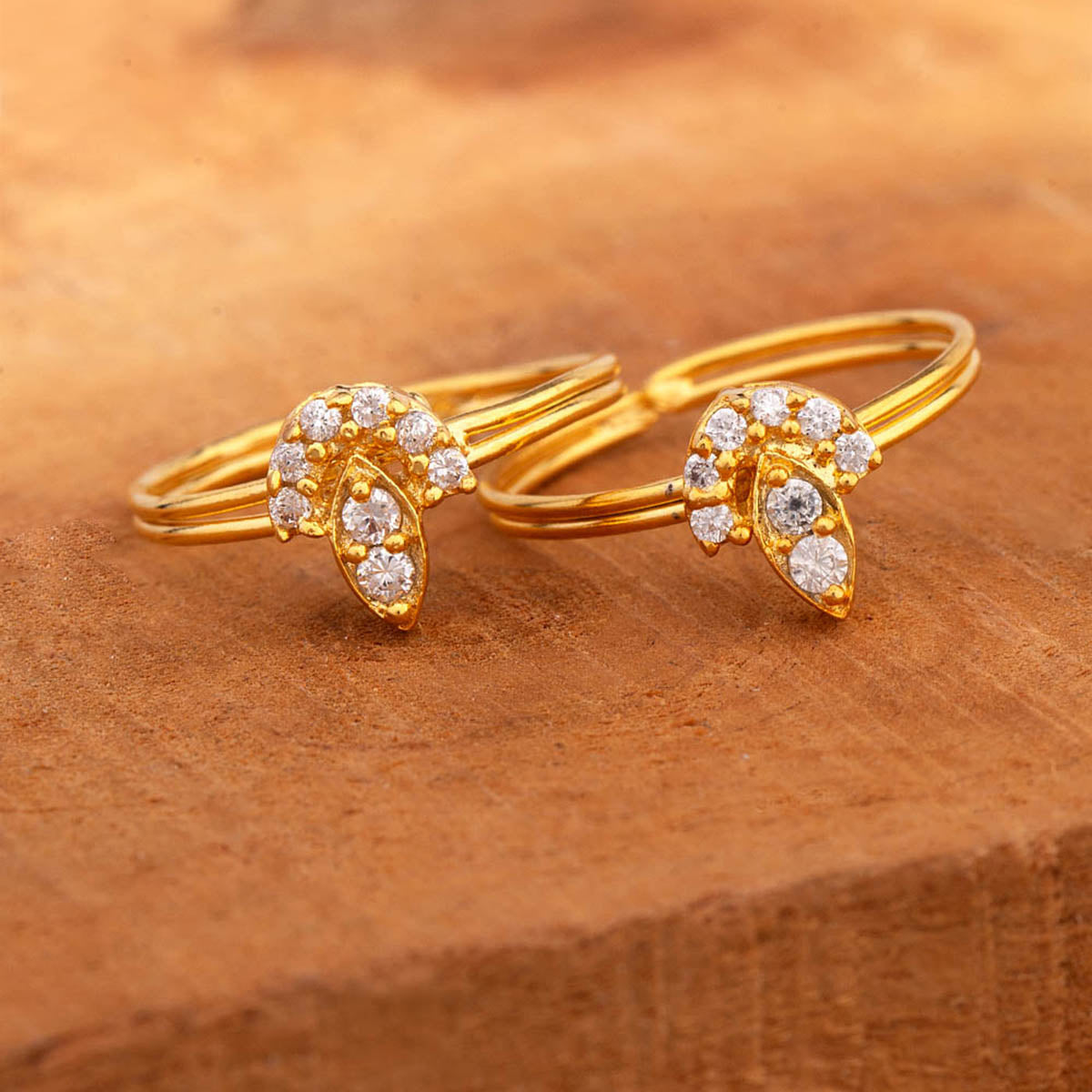 Classic Gold Plated Toe Rings – VOYLLA
