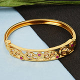 Sparkling Elegance Paisley Design Kada Bracelet