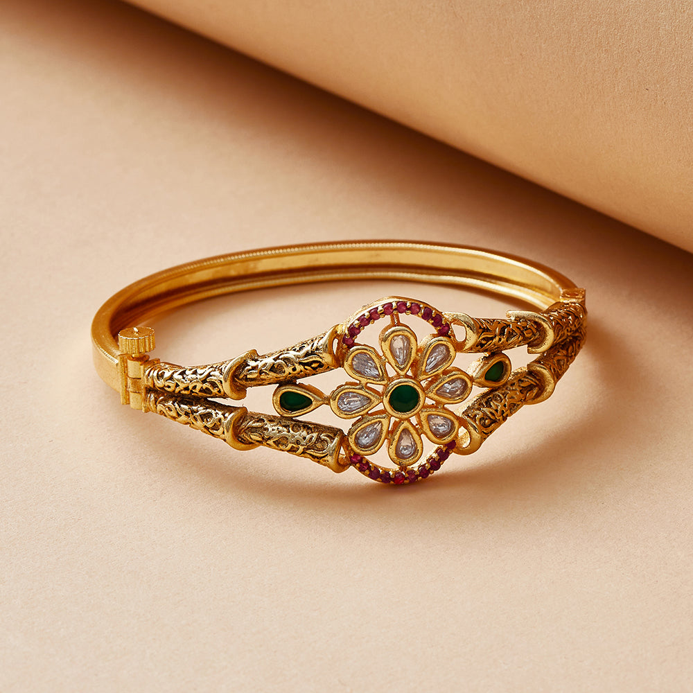 Designer Kundan Kada Bracelet – VOYLLA