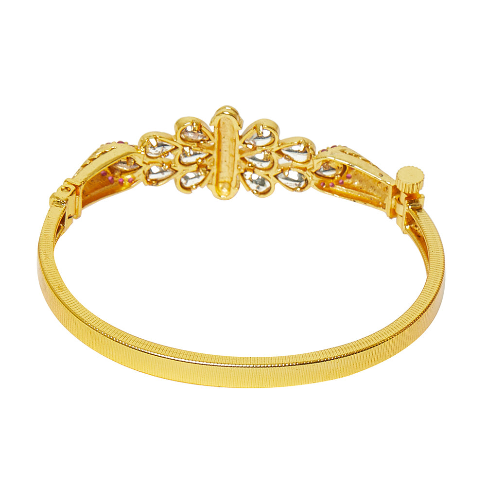 Elegance Gold Plated Traditional Bracelet