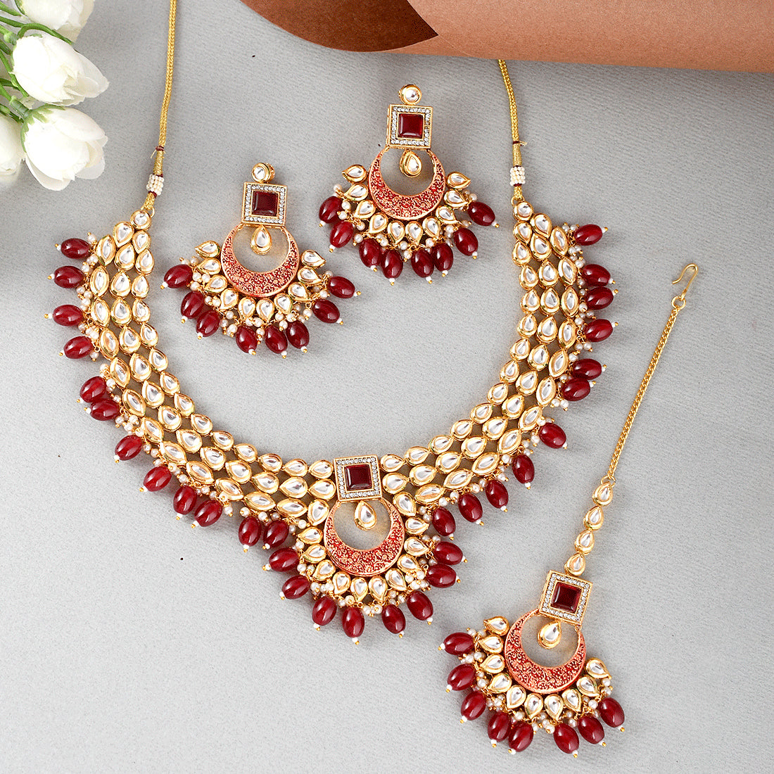 Kundan Elegance Red Stones Jewellery Set – VOYLLA1