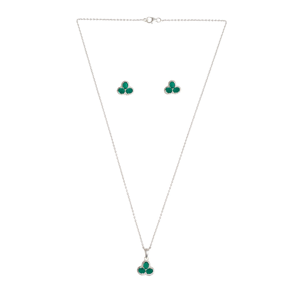 Oval Cut Emeralds Embellished Floral Motif 925 Sterling Silver Box Set