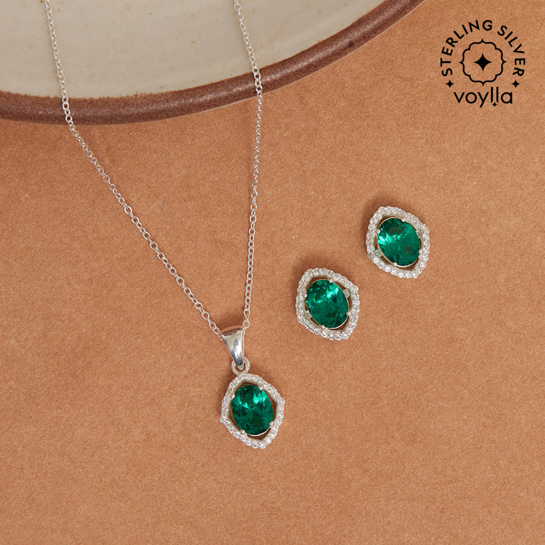 Emerald Floating Stone 925 Sterling Silver Pendant Set