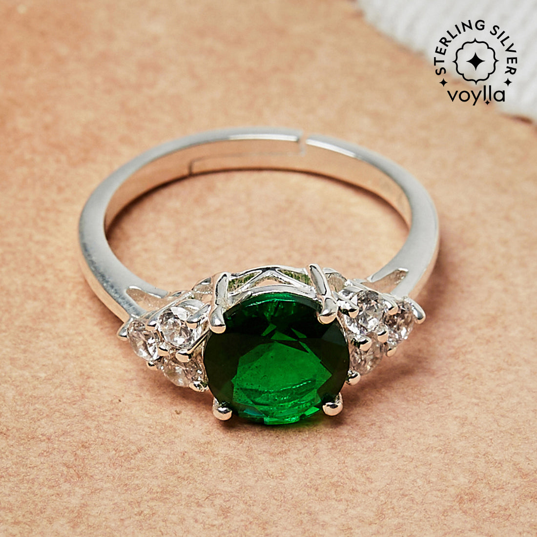 Emerald-Cut Green Stone & Diamond Ring in 18 Kt White Gold – Parasmani  Jewellary