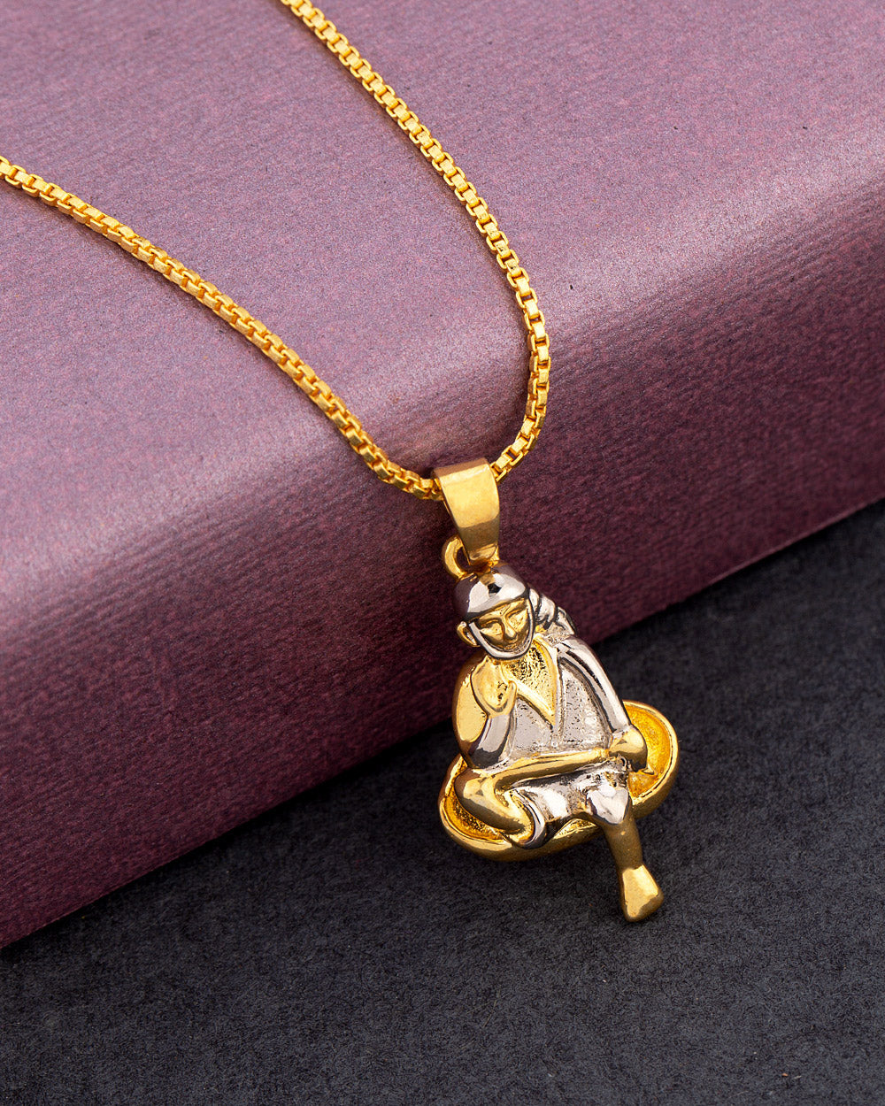 Aastik Sai Baba Pendant – VOYLLA1