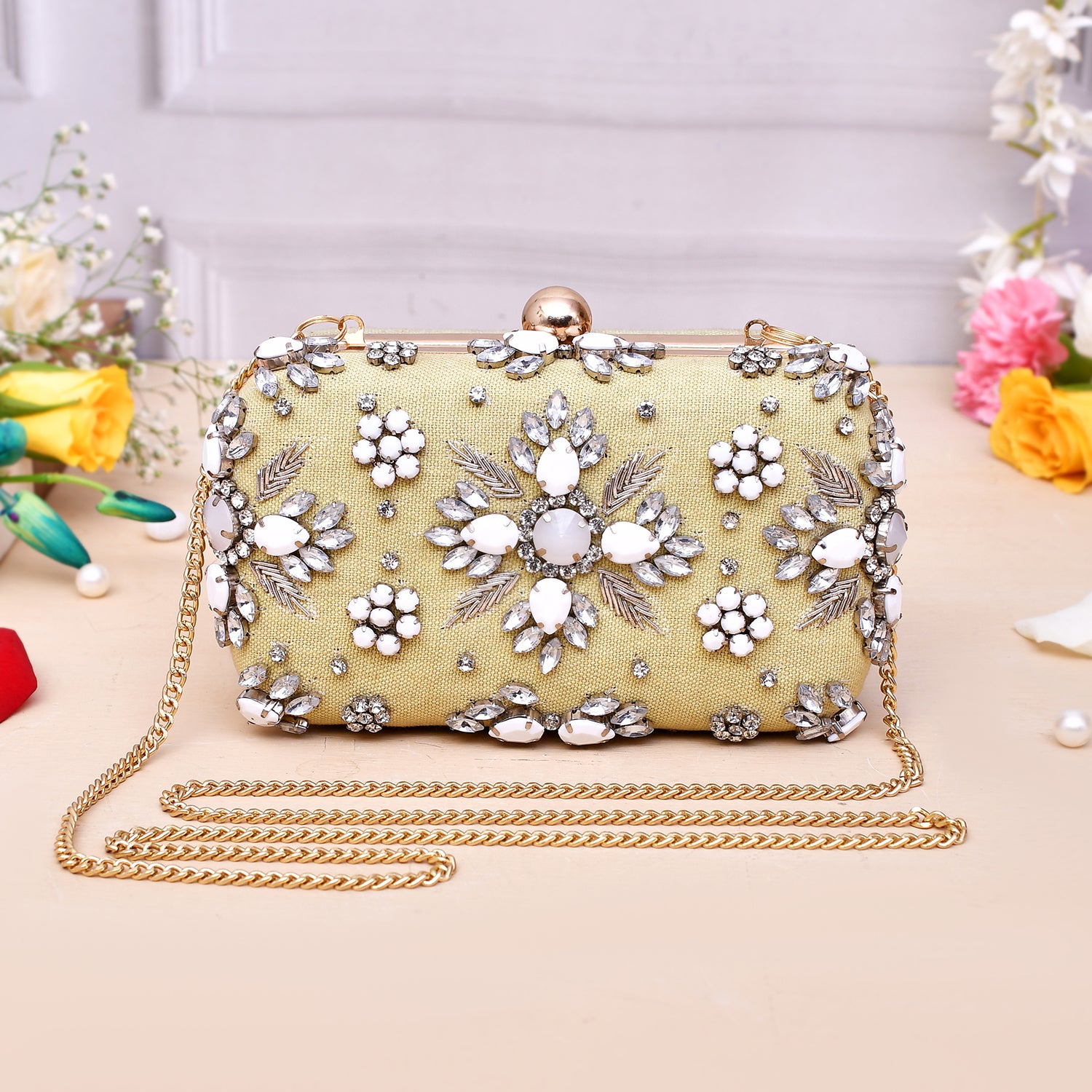 Trendy Bags Green Gems Studded Clutch – VOYLLA