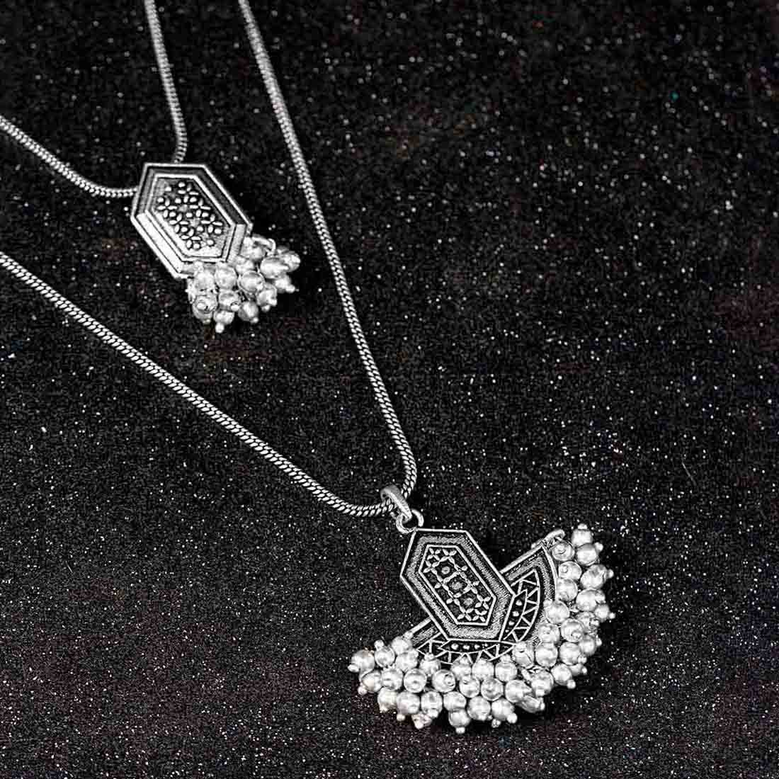 Leela Pearl Beauty Necklace
