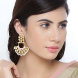 Manmayi Floral Motifs Earrings