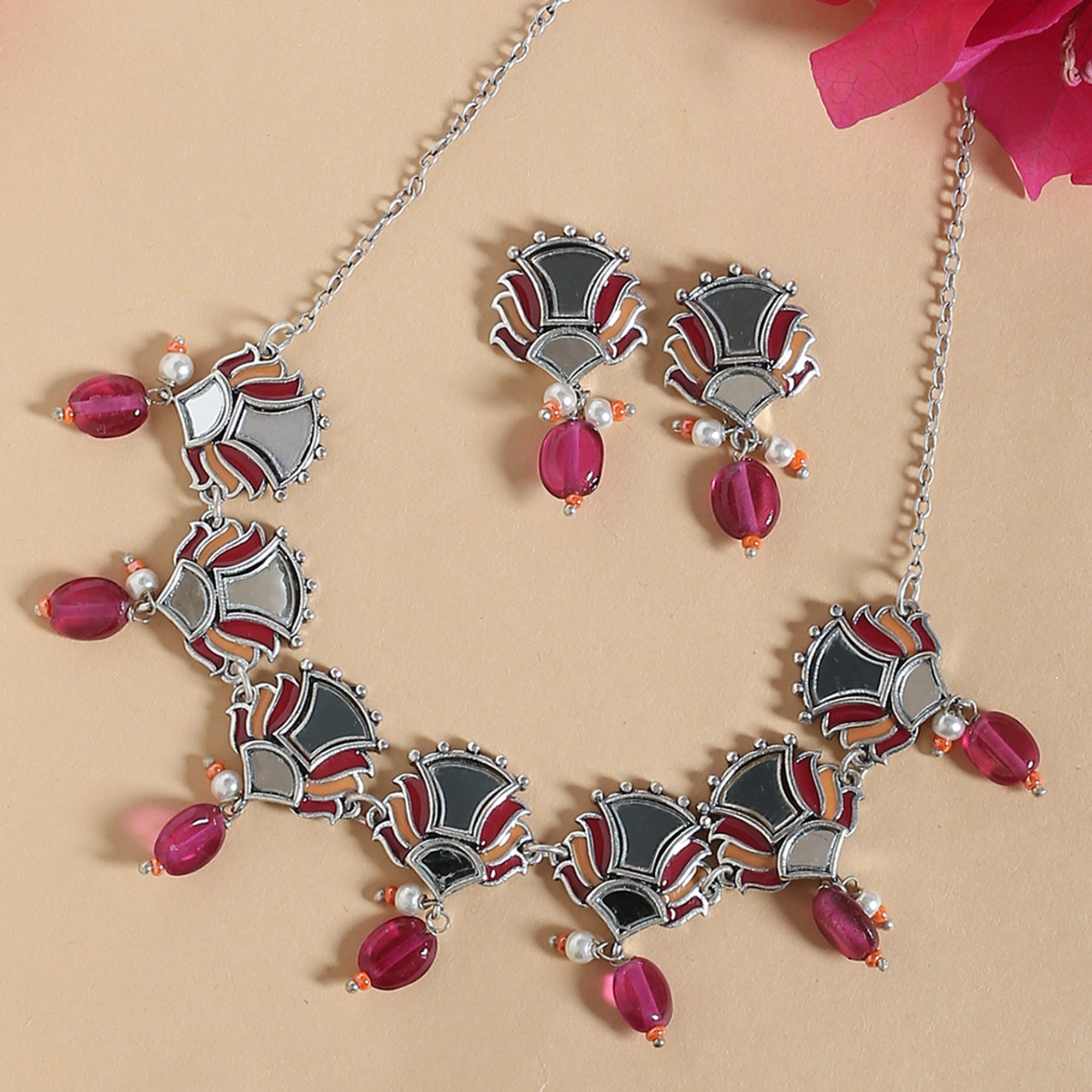 Thikri Mirrored Necklace Set