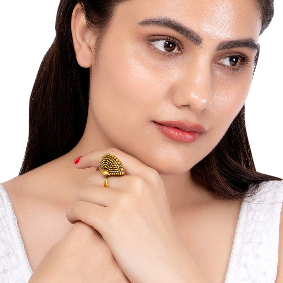 Rava Ball Oxidized Statement Ring