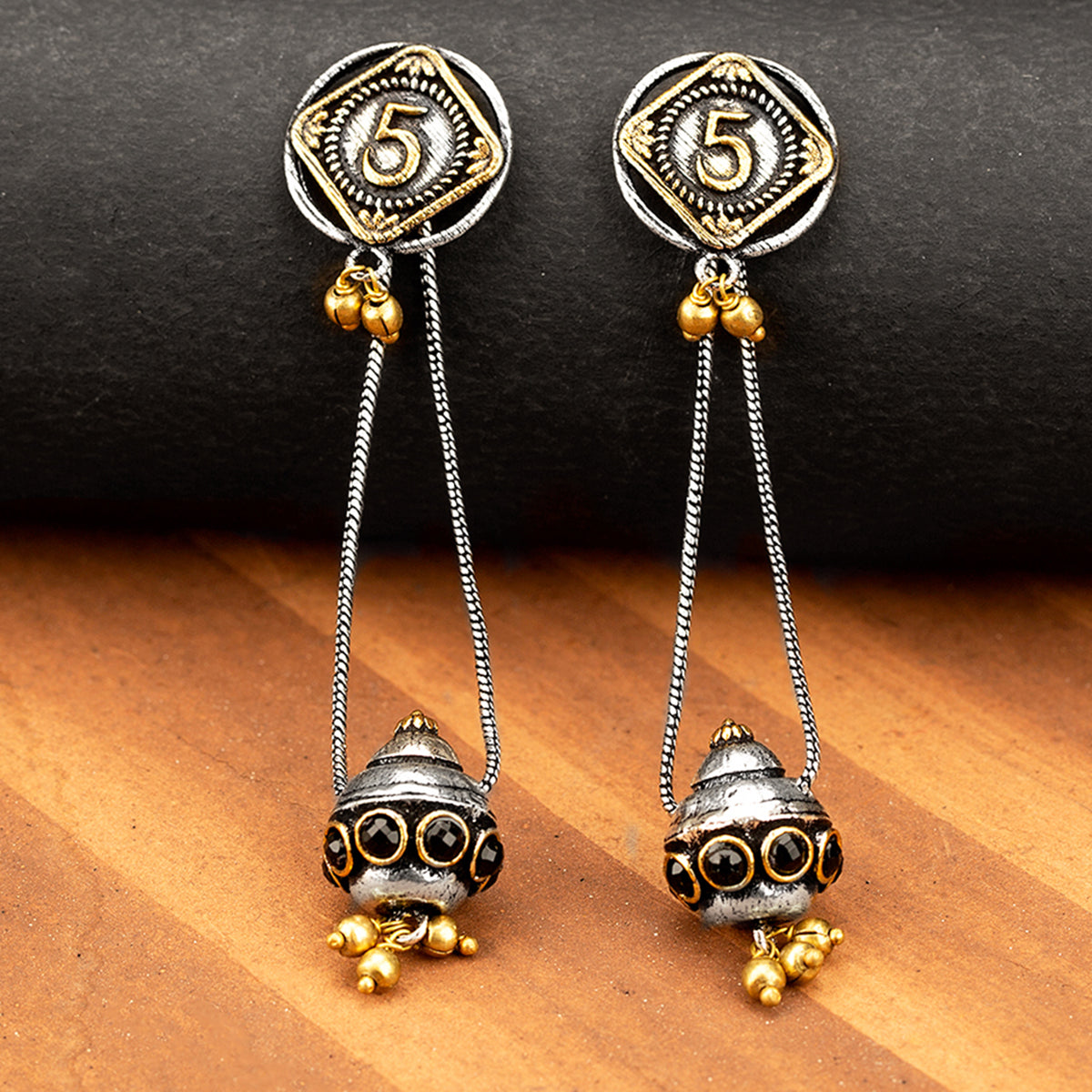 Gullak Numeric Chain Dangled Earrings