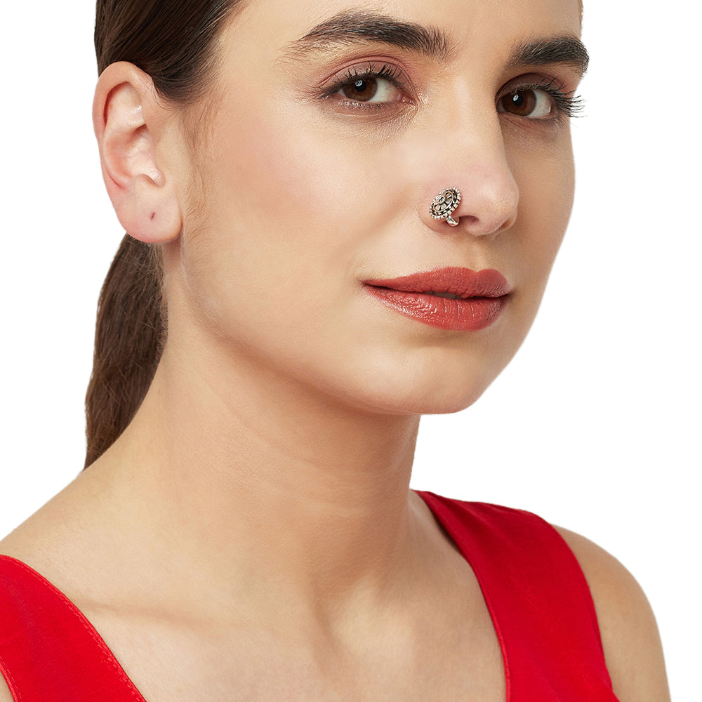 Round Detailing Nose Pin VOYLLA