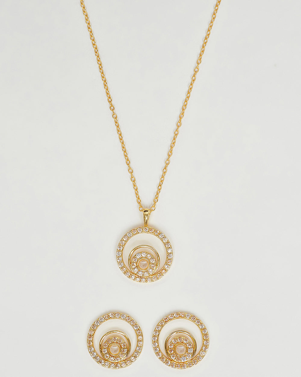 Designer Pendant Set Adorned With Pearl Beads