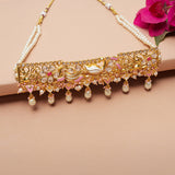 Traditional necklace with pearls and lotus design