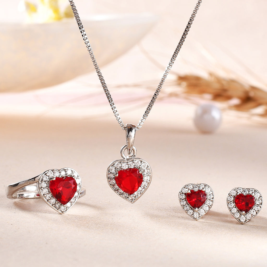 Sparkling Essentials Red Heart Shaped Cluster Setting CZ Box Set – VOYLLA