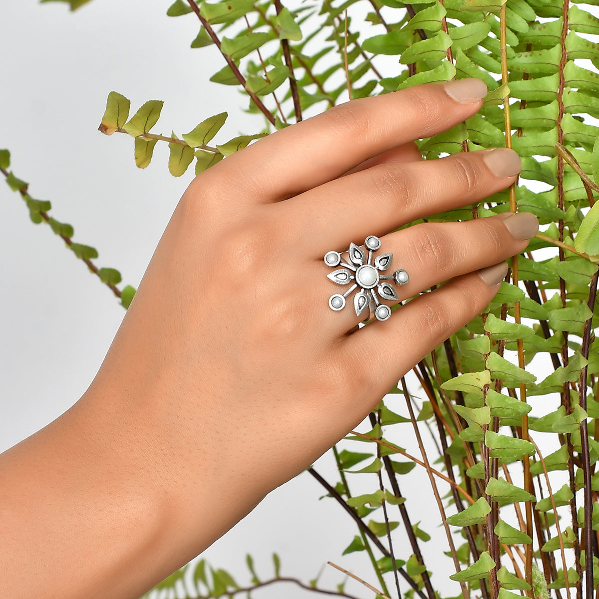 Fresh Fern Magnolia Ring