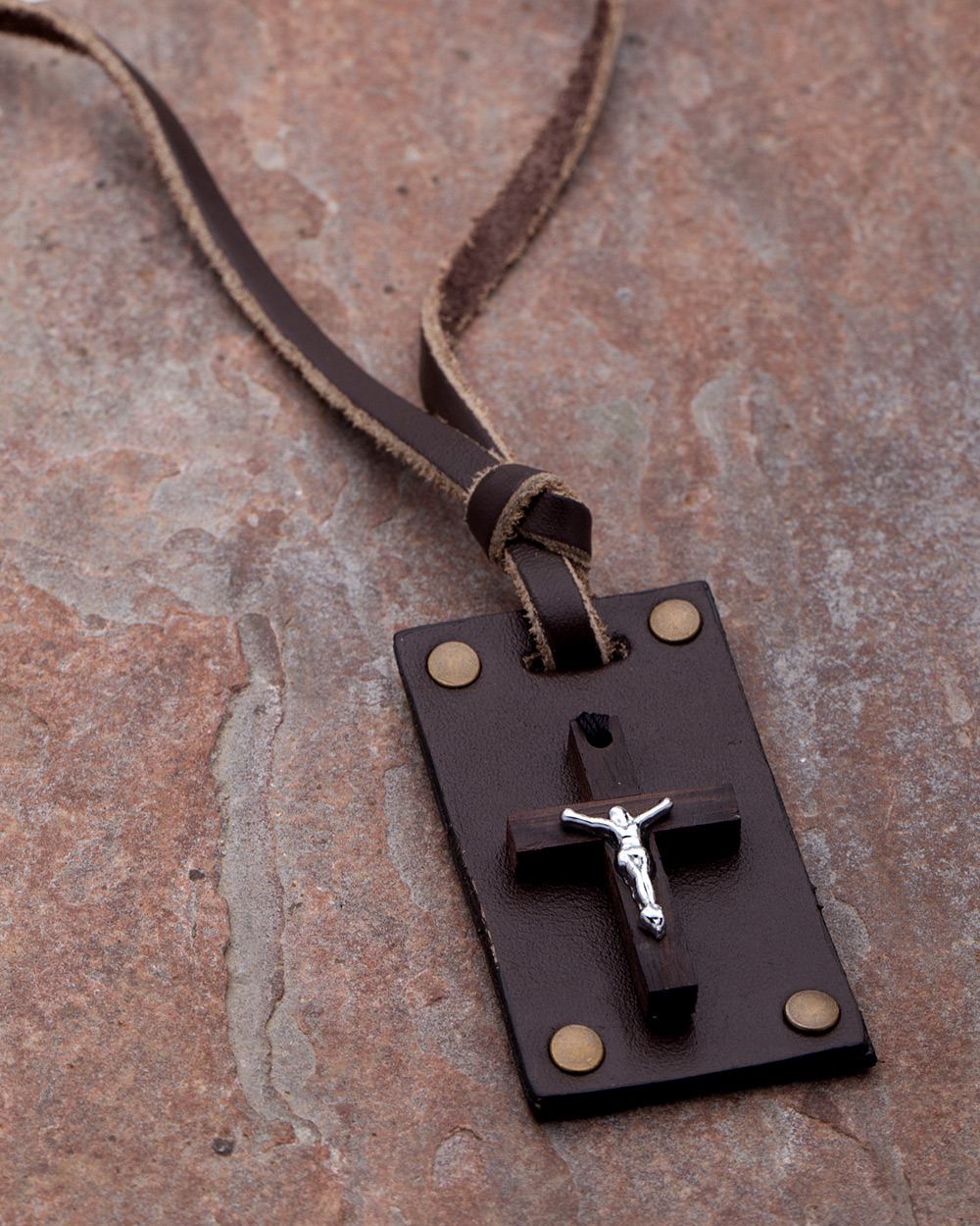Dare by Voylla Jesus Christ Pendant With Leather Chain For Men